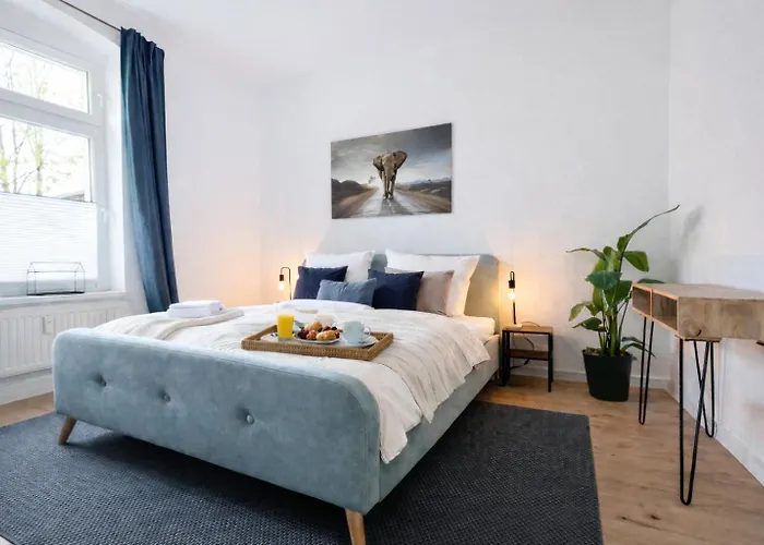 Apartment Endless: Mit Netflix + Workstation Im Zentrum
