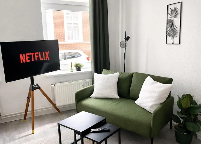Endless: Mit Netflix + Workstation Im Zentrum Schwerin (Mecklenburg-Vorpommern)